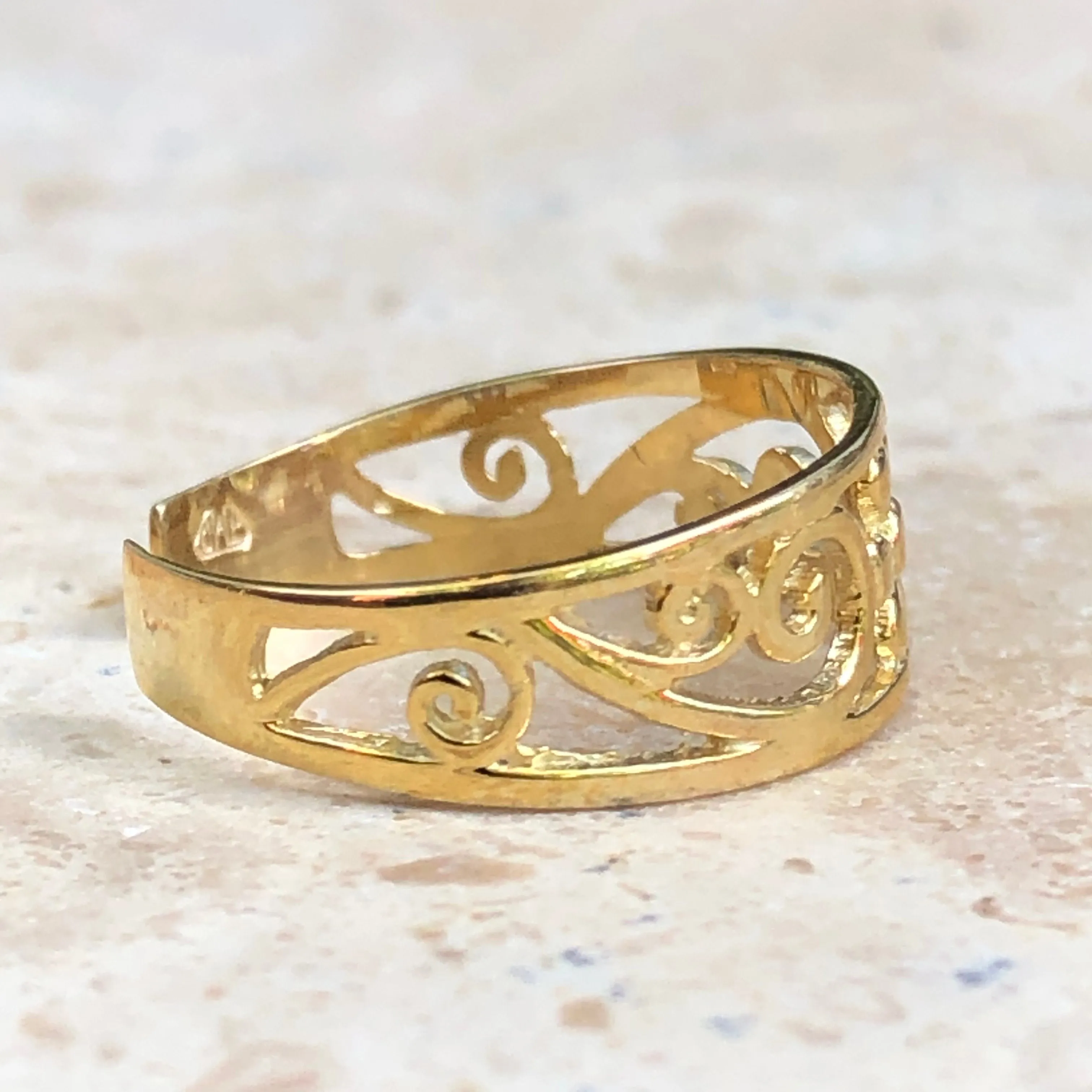 14KT Yellow Gold Floral Filigree Toe Ring