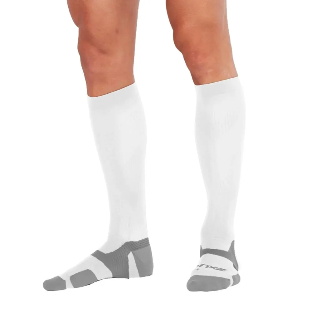 2XU Vectr Light Cushion Full Length Compression Socks - White/Grey