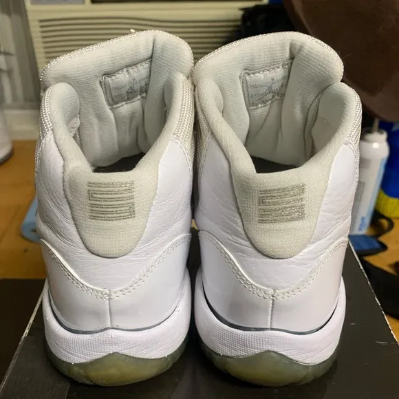 Air Jordan 11 GS Silver Anniversary