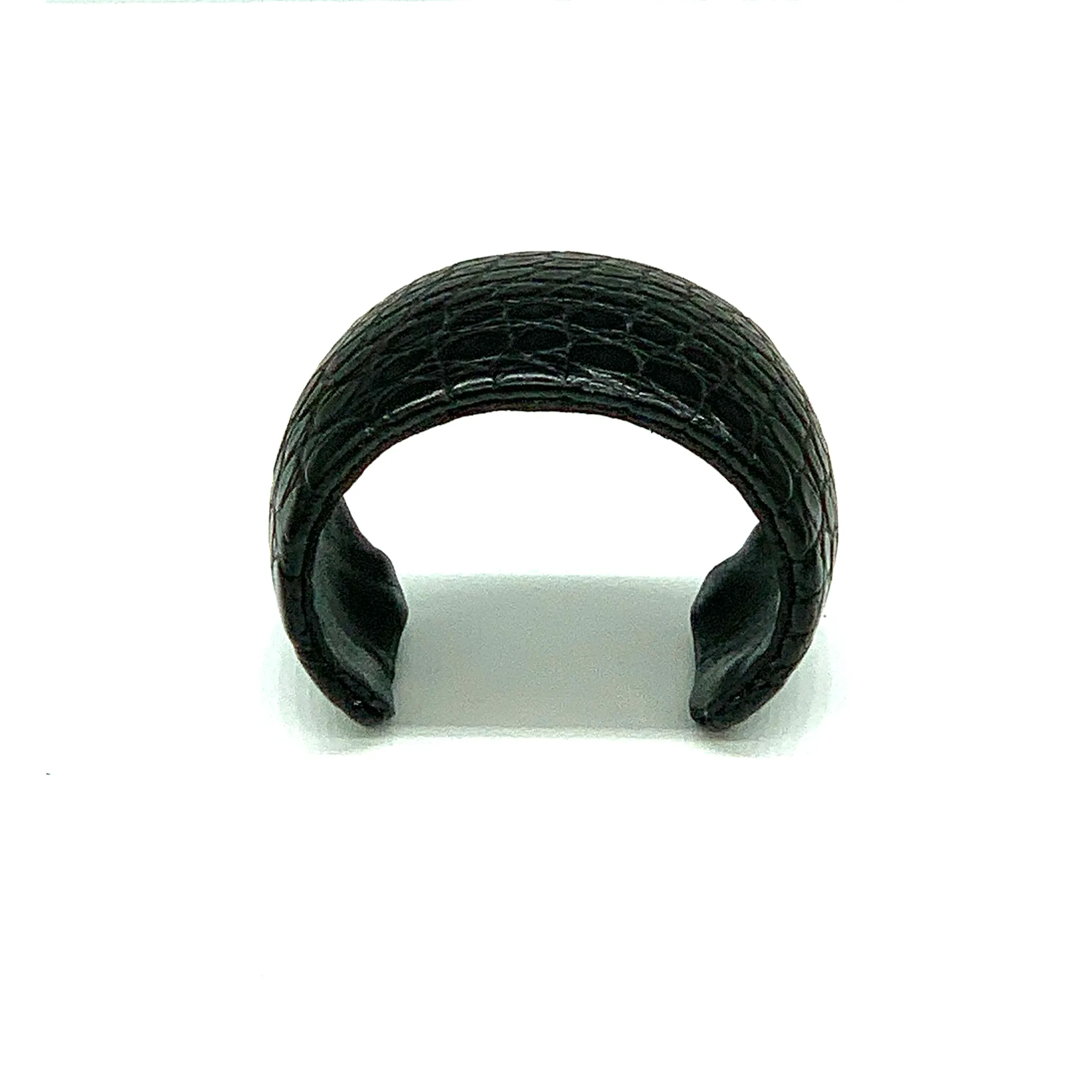 CA Amazon Black Alligator Cuff