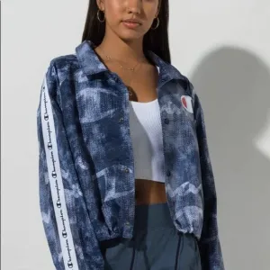 CHAMPION Logo Nylon Cropped Jacket - Women’s Size XL - New