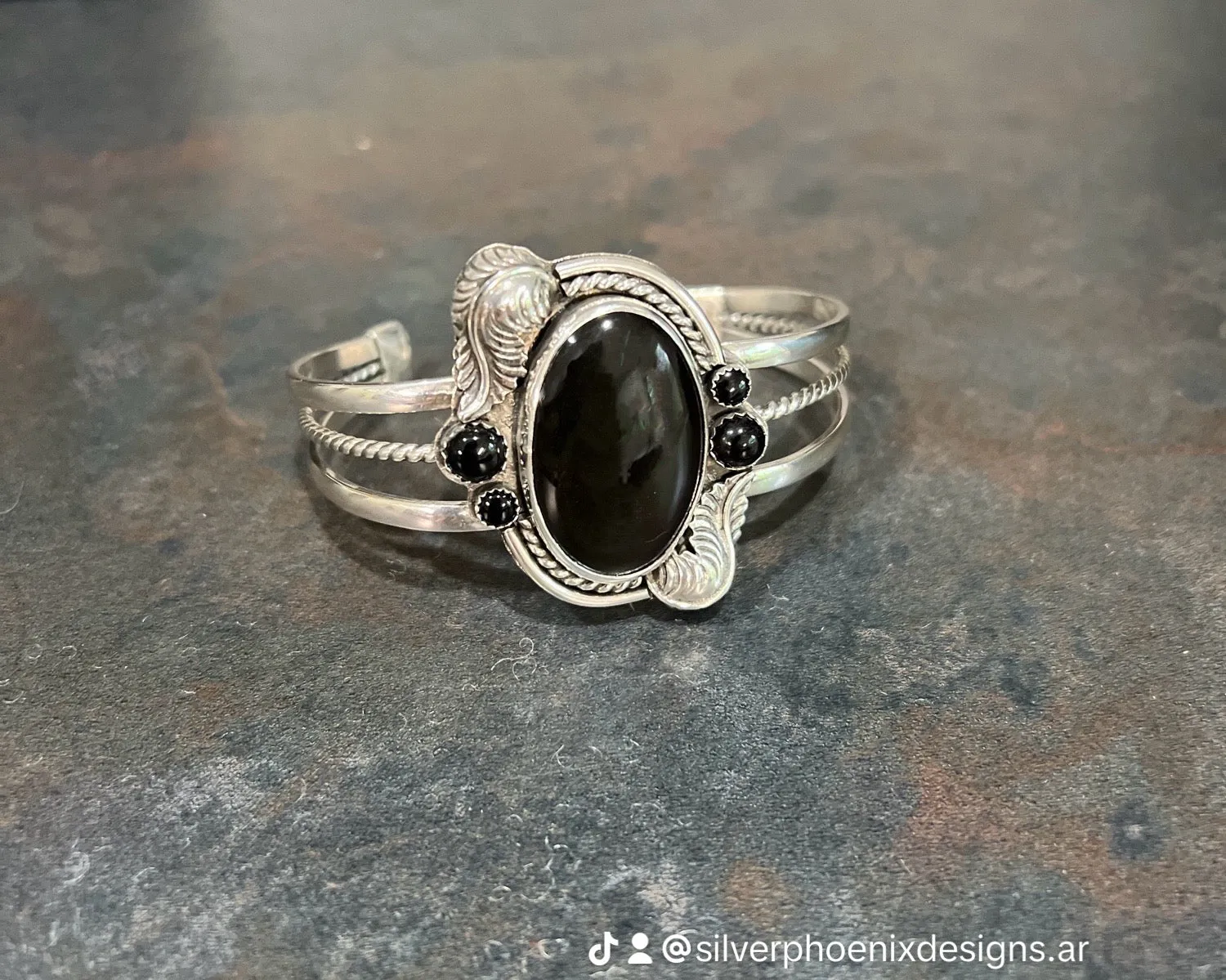 Cuff: Obsidian and Onyx