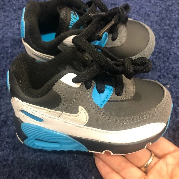 Cutest Nike air max 97 baby size 4 NWOB