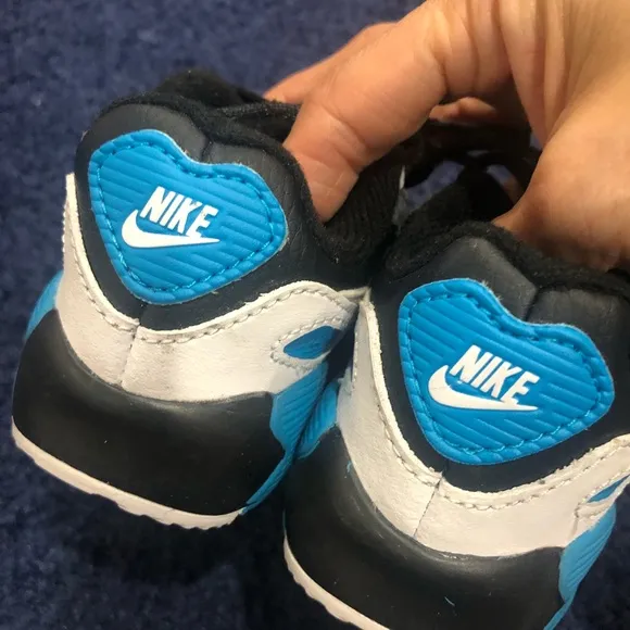 Cutest Nike air max 97 baby size 4 NWOB
