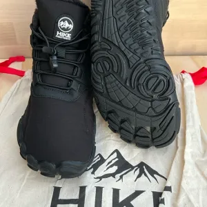 Hike Footwear Kasdava Pro Non slip Waterproof Winter Barefoot boot EU 43