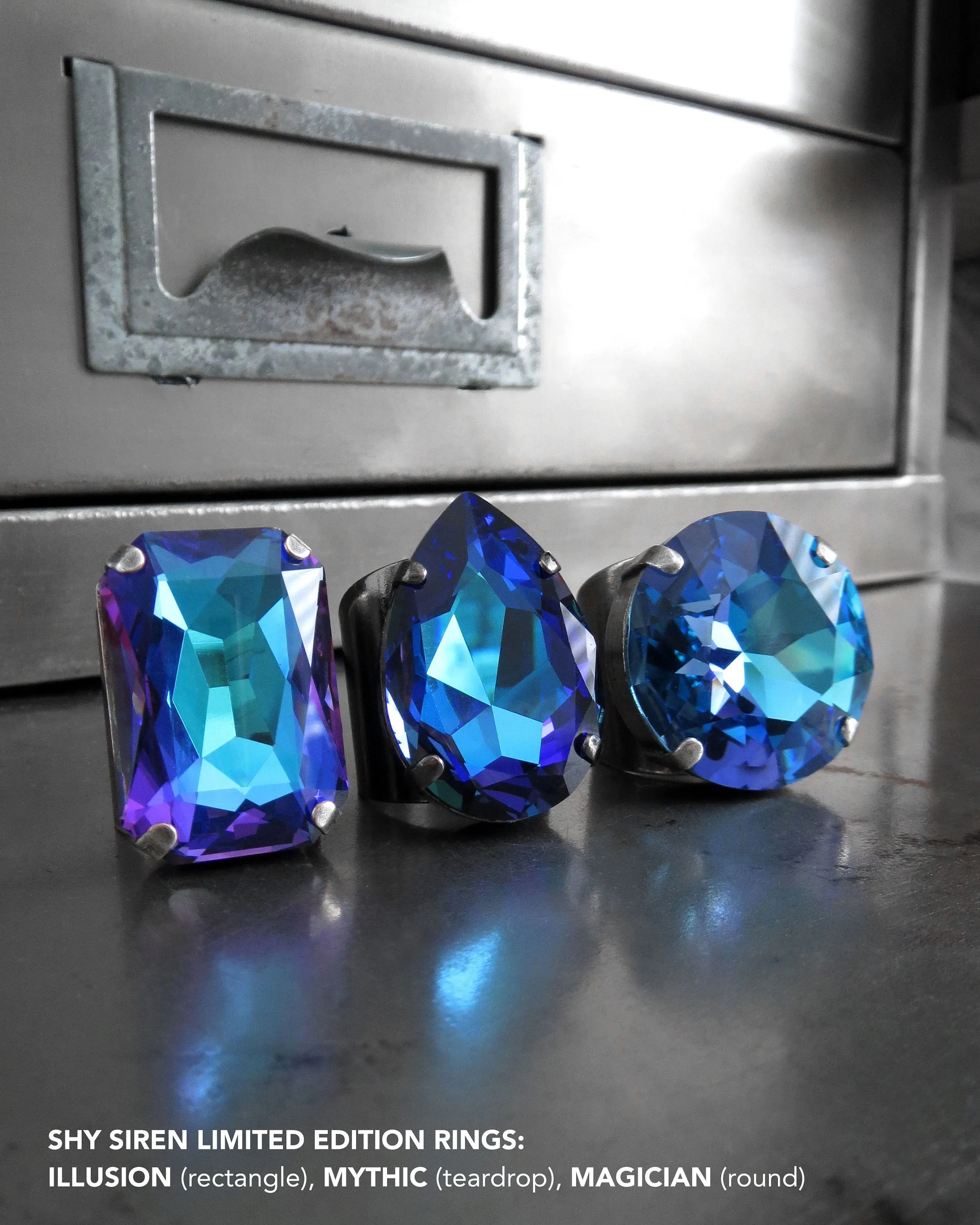 ILLUSION - Large Heliotrope Crystal Ring