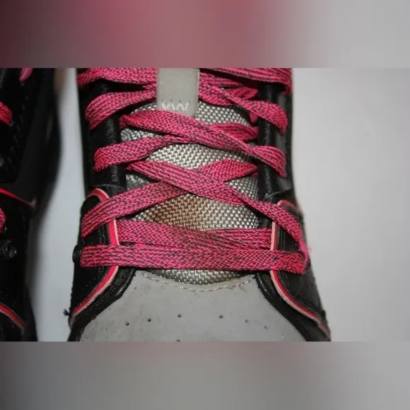 Jordan 1 - Flight 2 - Black Hyper Pink - Girls Size 5.5Y