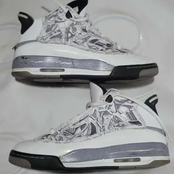 Jordan Dub Zero's GS size 5.5Y