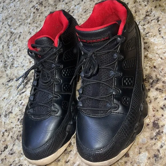 Jordan Retro 9 Low Snakeskin