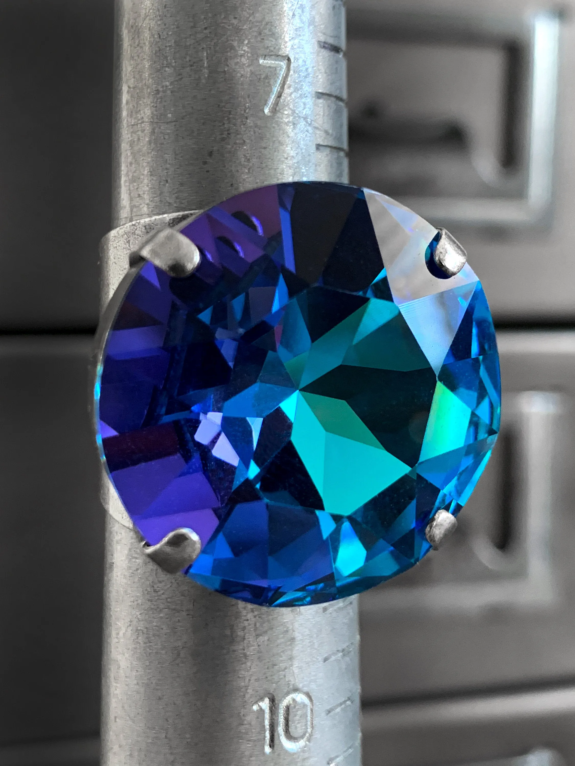 MAGICIAN - Large Round Crystal Ring in Cobalt Blue & Purple