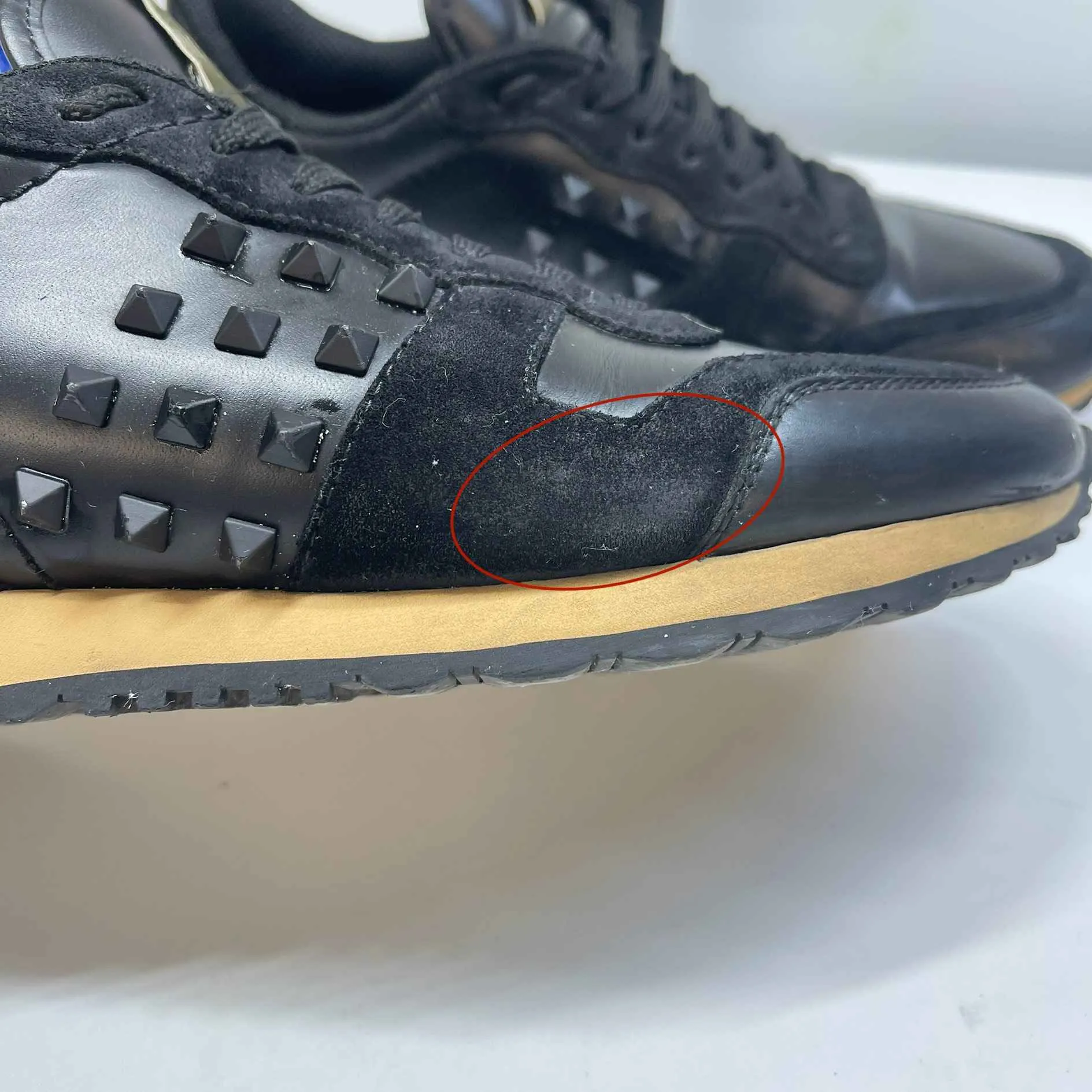 Men's Rockstud Low Trainers Black Size EU 41 / UK 7