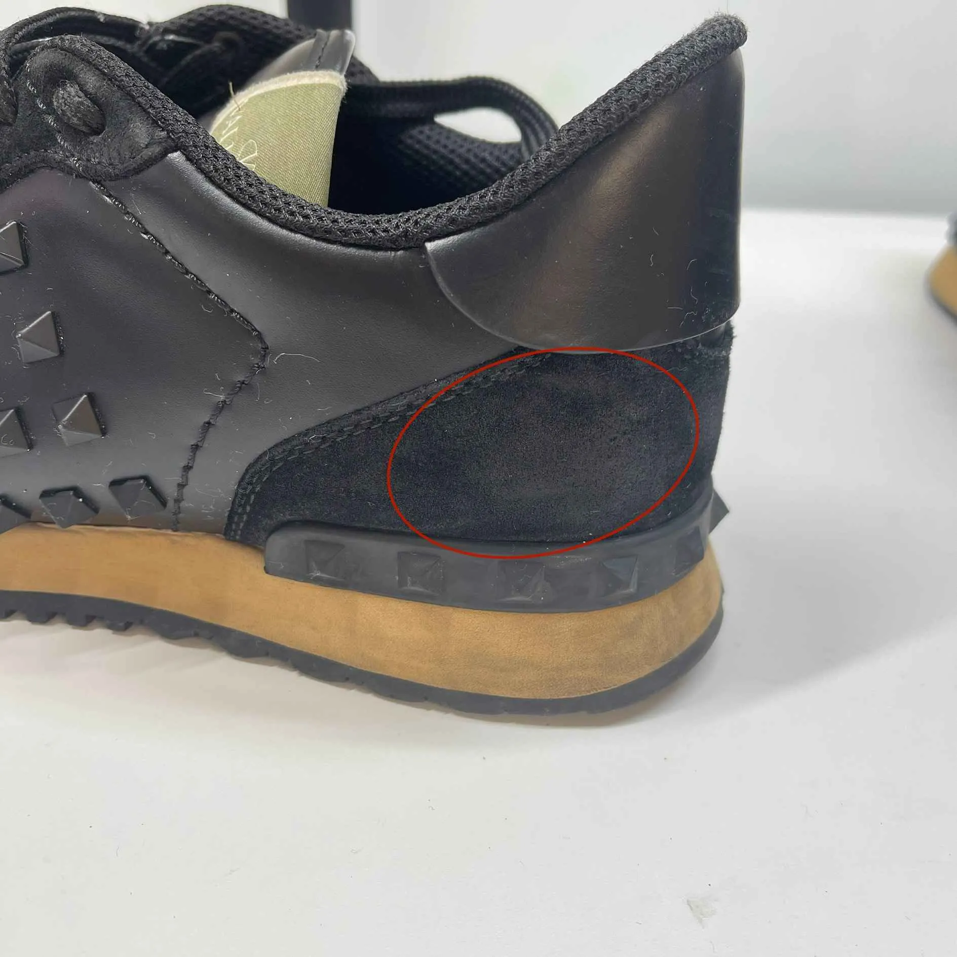 Men's Rockstud Low Trainers Black Size EU 41 / UK 7