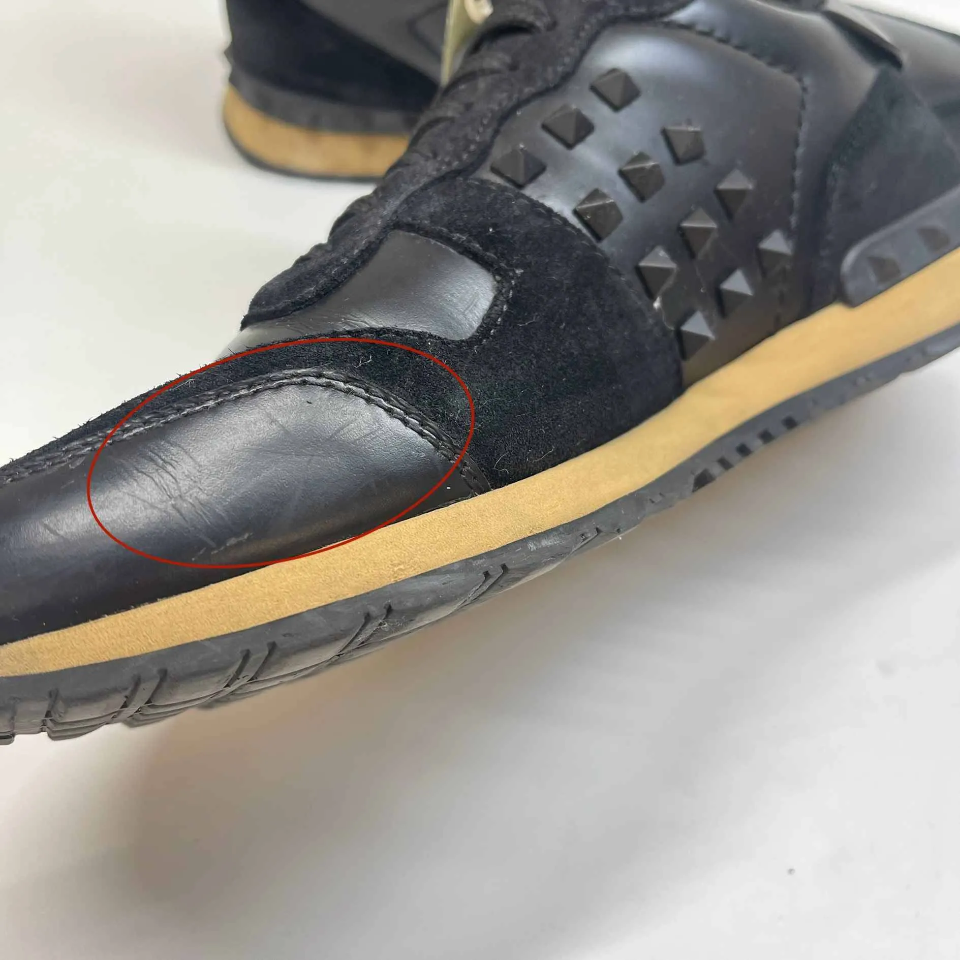 Men's Rockstud Low Trainers Black Size EU 41 / UK 7