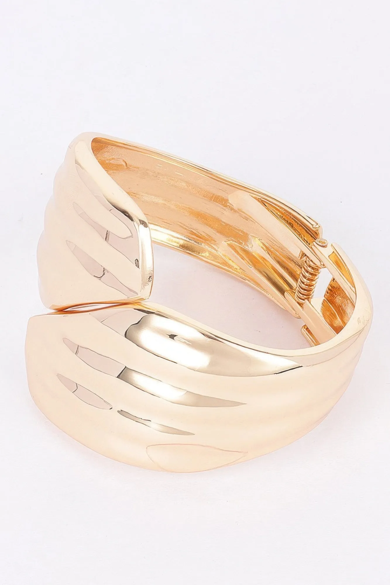 Metal Spring Hinge Cuff Bracelet