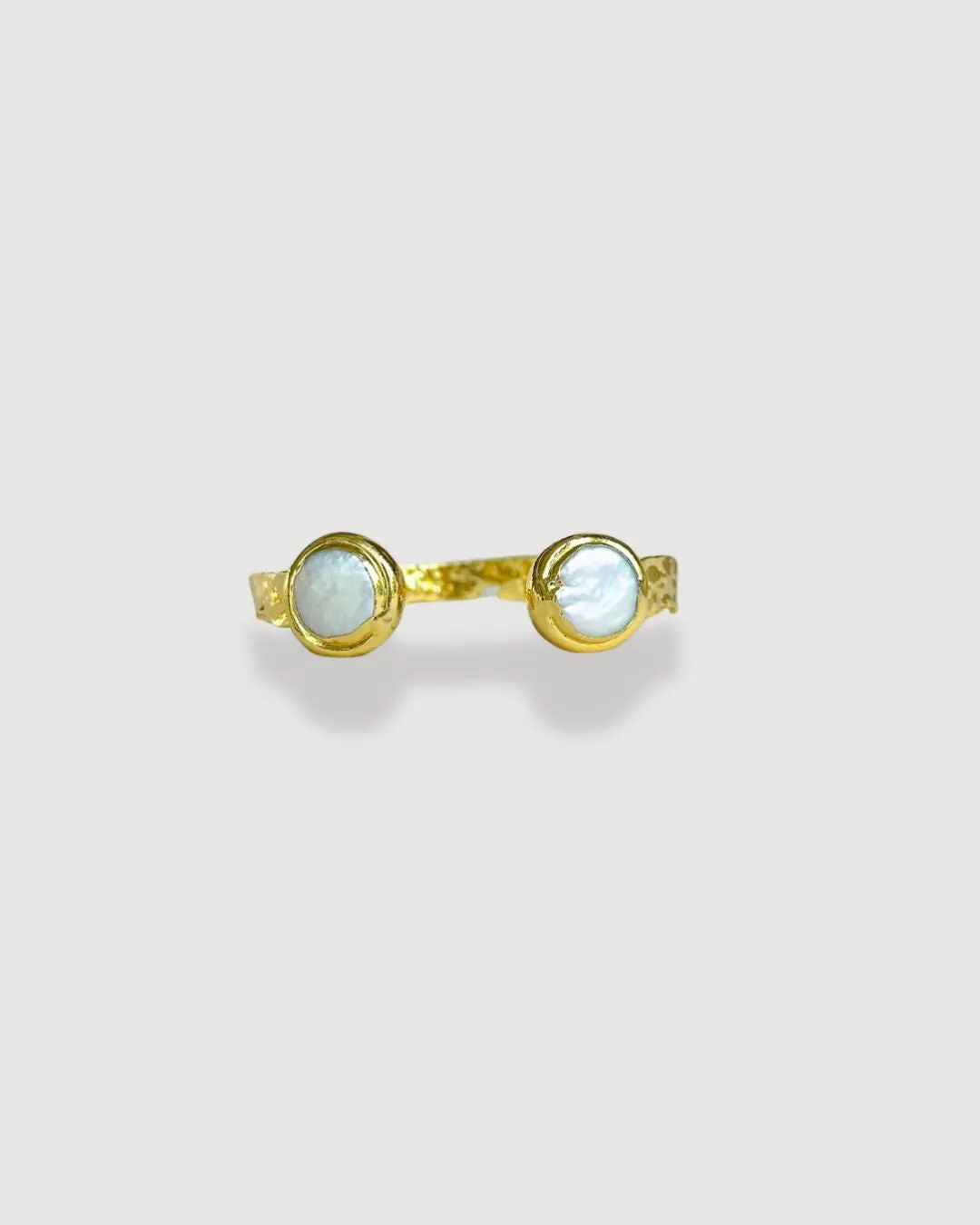 Misty Cuff Pearl