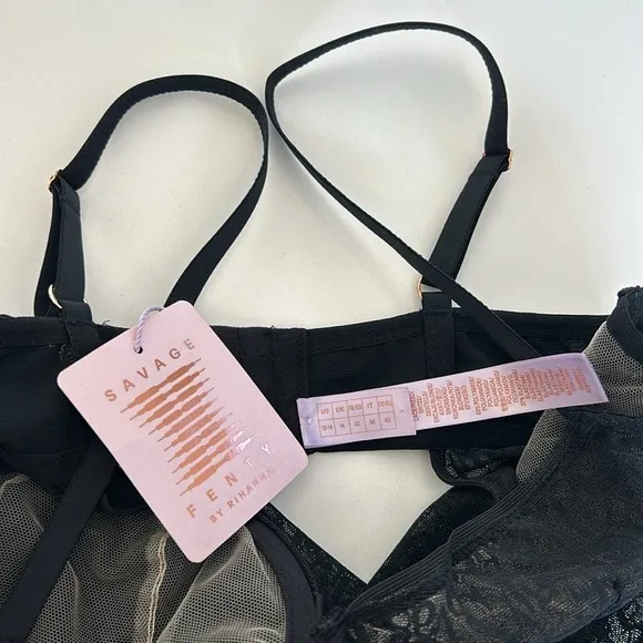 NEW SAVAGE X FENTY SIGNATURE SCRIPT UNDERWIRE TEDDY BLACK CAVIAR size Large NWT