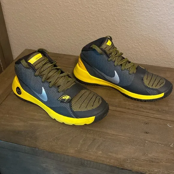 Nike KD Trey 5 iii shoes Y7