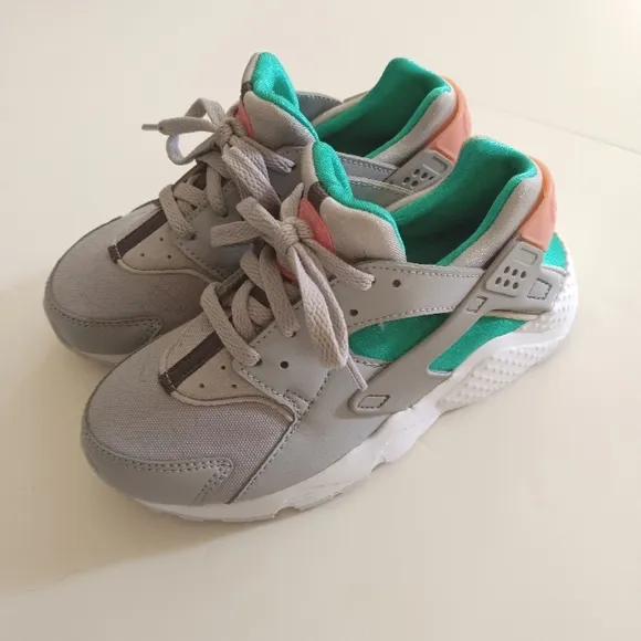 Nike Kids Hurache Gray/Teal Size 13