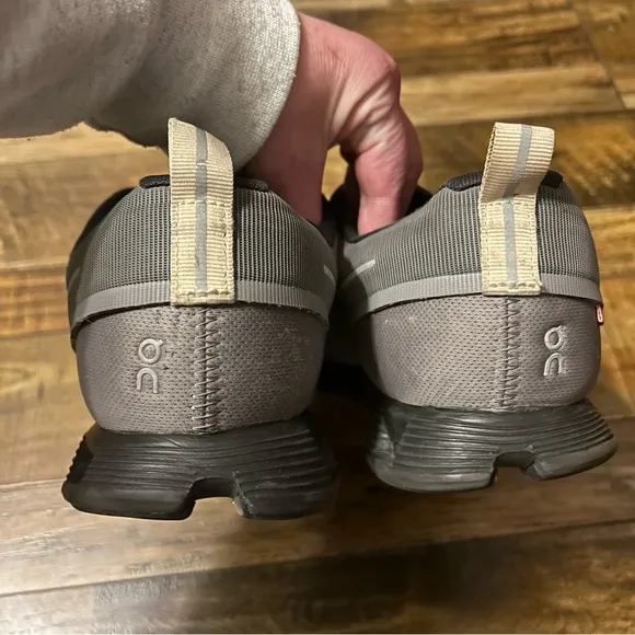 On Cloud 5 Waterproof Mens 13 Asphalt/Magnet Grey/Black