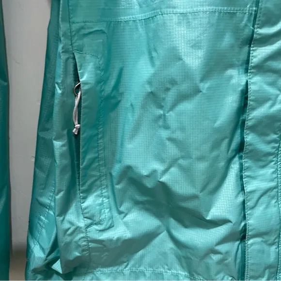 Patagonia Women's Medium Torrent Shell Rain Jacket Fresh Teal H2NO Hooded