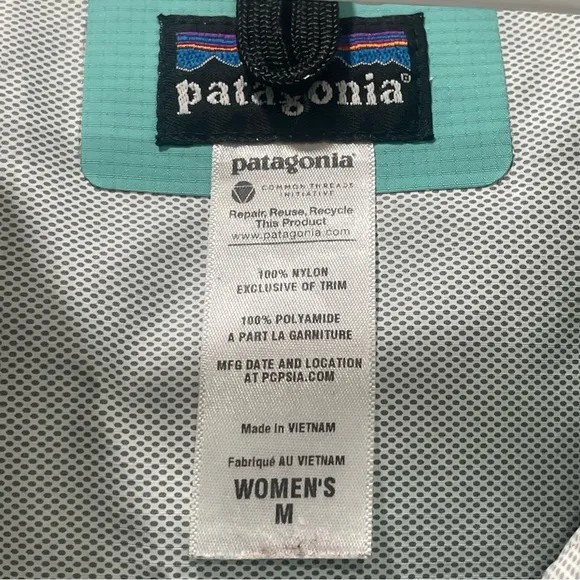 Patagonia Women's Medium Torrent Shell Rain Jacket Fresh Teal H2NO Hooded