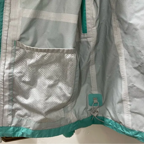 Patagonia Women's Medium Torrent Shell Rain Jacket Fresh Teal H2NO Hooded
