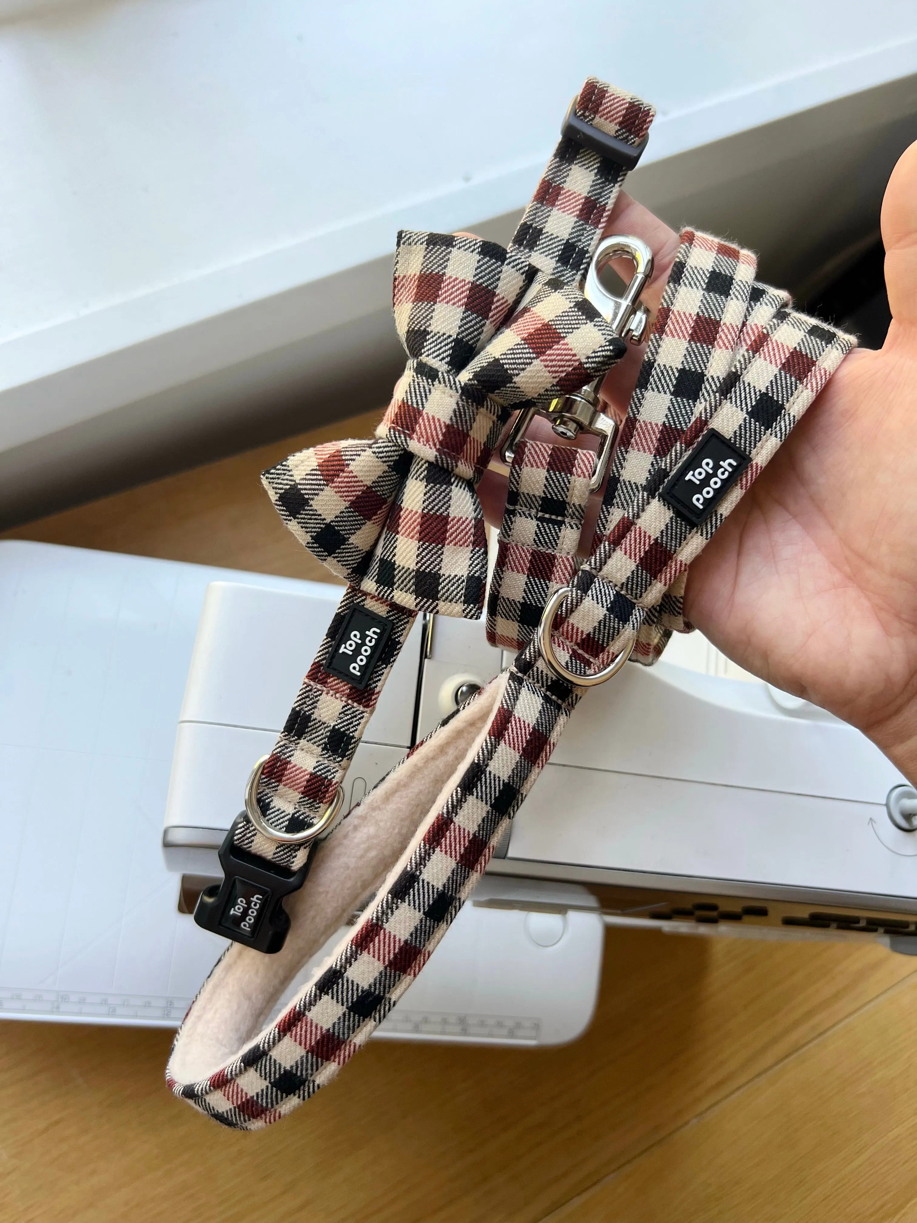 Prince's Check Dog Collar