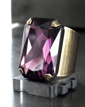 ROYALTY - Amethyst Purple Crystal Cocktail Ring
