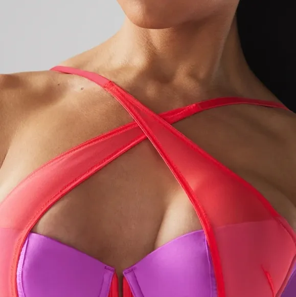 SAVAGE X FENTY I DARE HUE MESH BUSTIER RED PINK COMBO SIZE LARGE