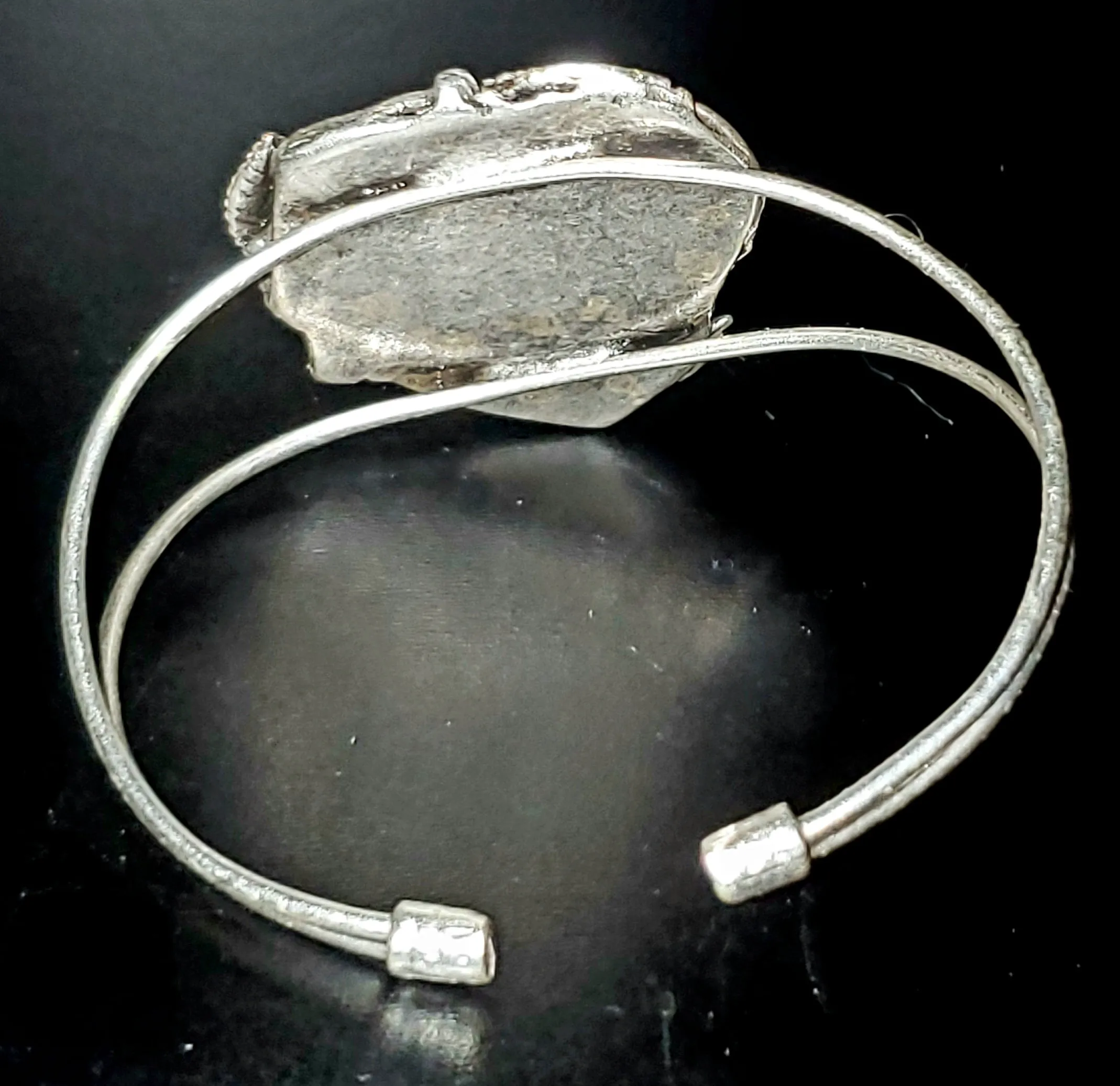 Skogsmur Cuff Bracelet