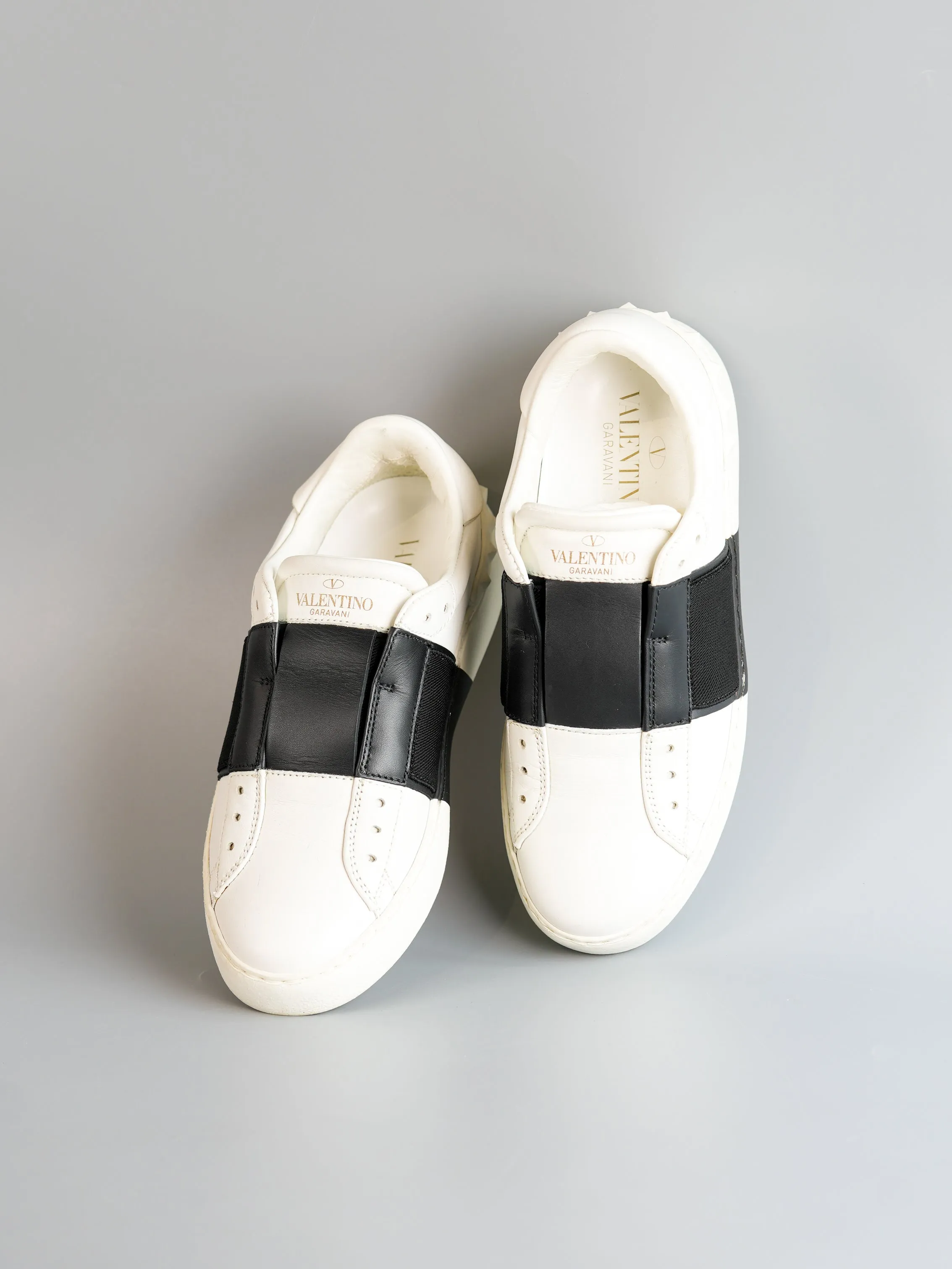 Stud Laceless White/Black Sneakers Size 35 (24cm)