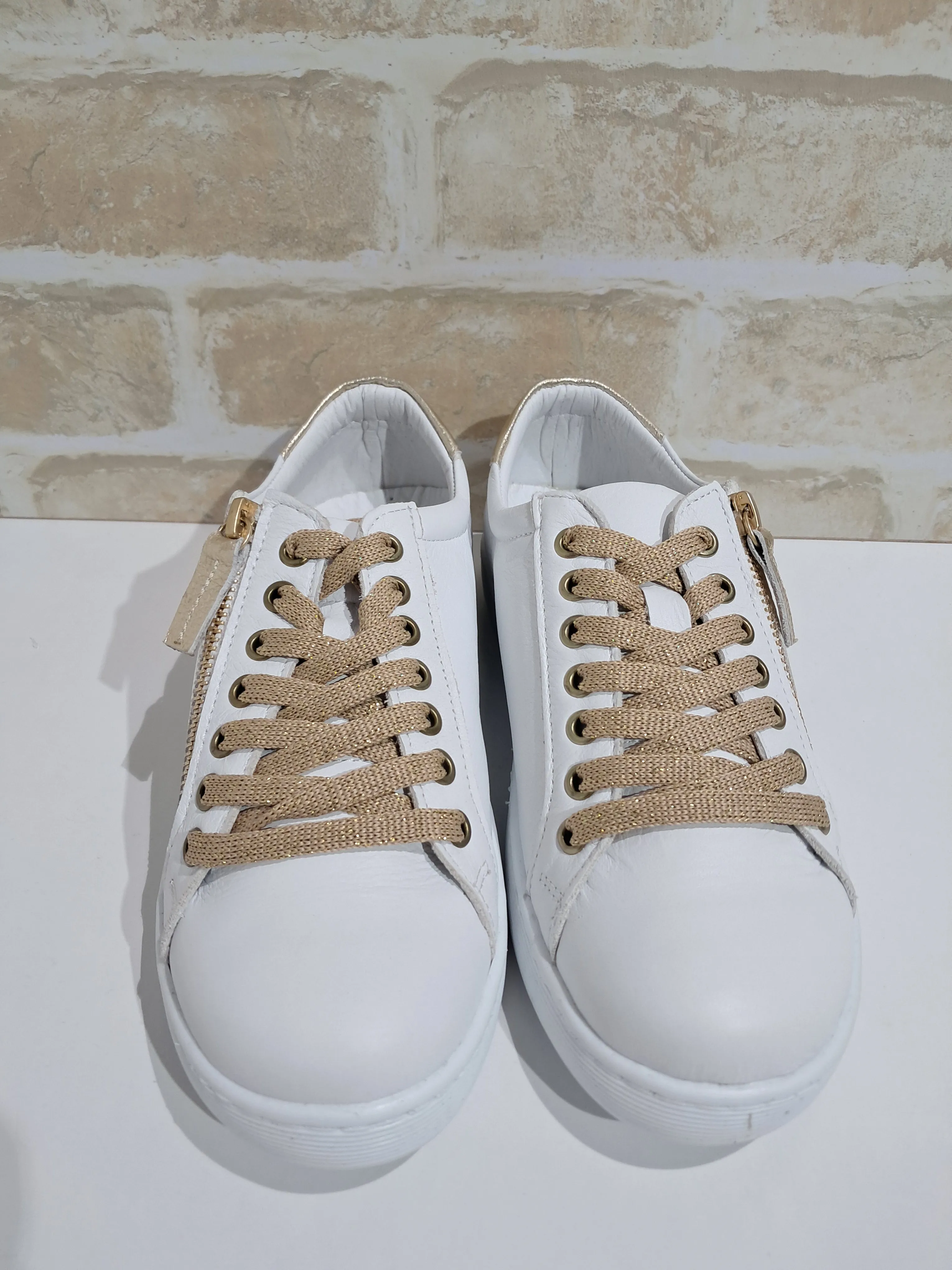 Token Fresh White/Gold by Rilassare
