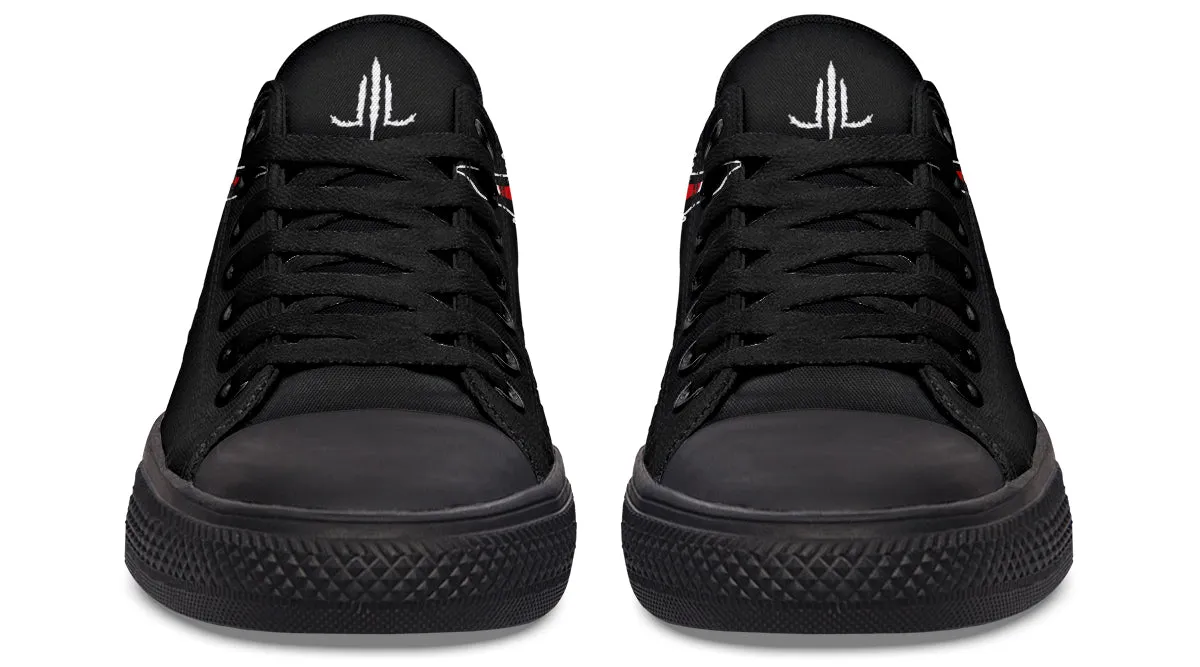 Traditional Bat Low Tops