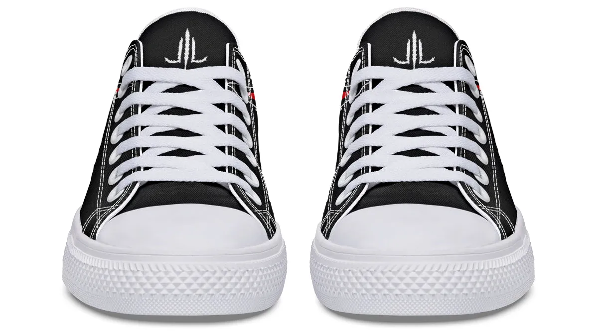 Traditional Bat Low Tops
