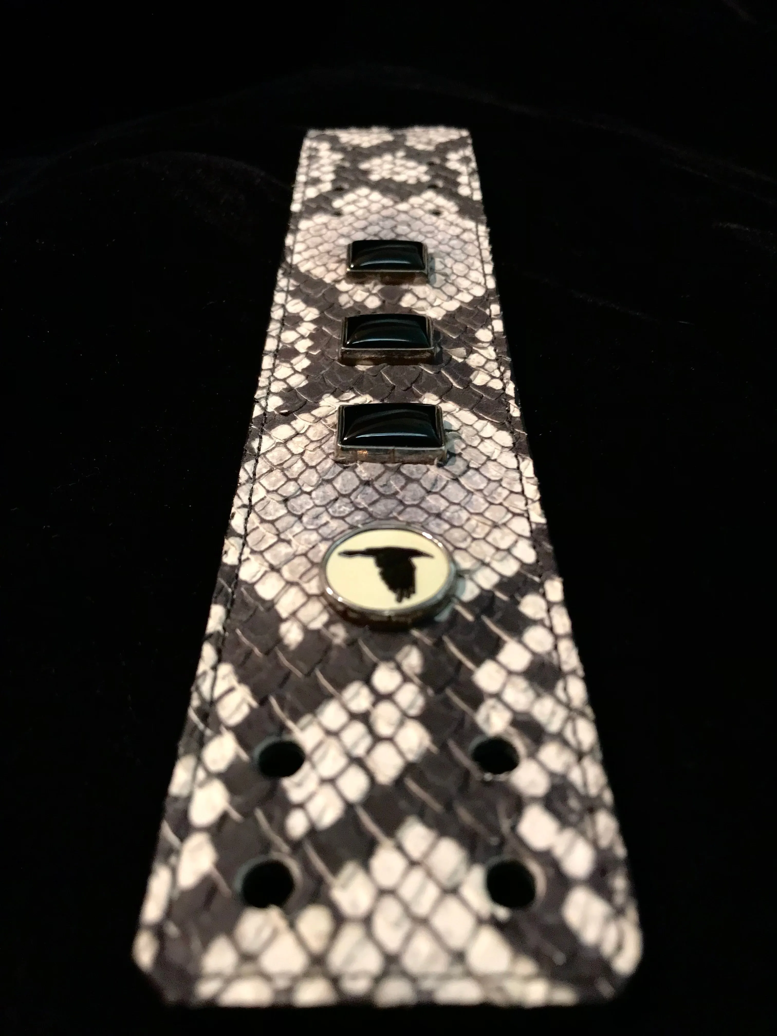 TRIPLE THREAT ONYX RANGER CUFF