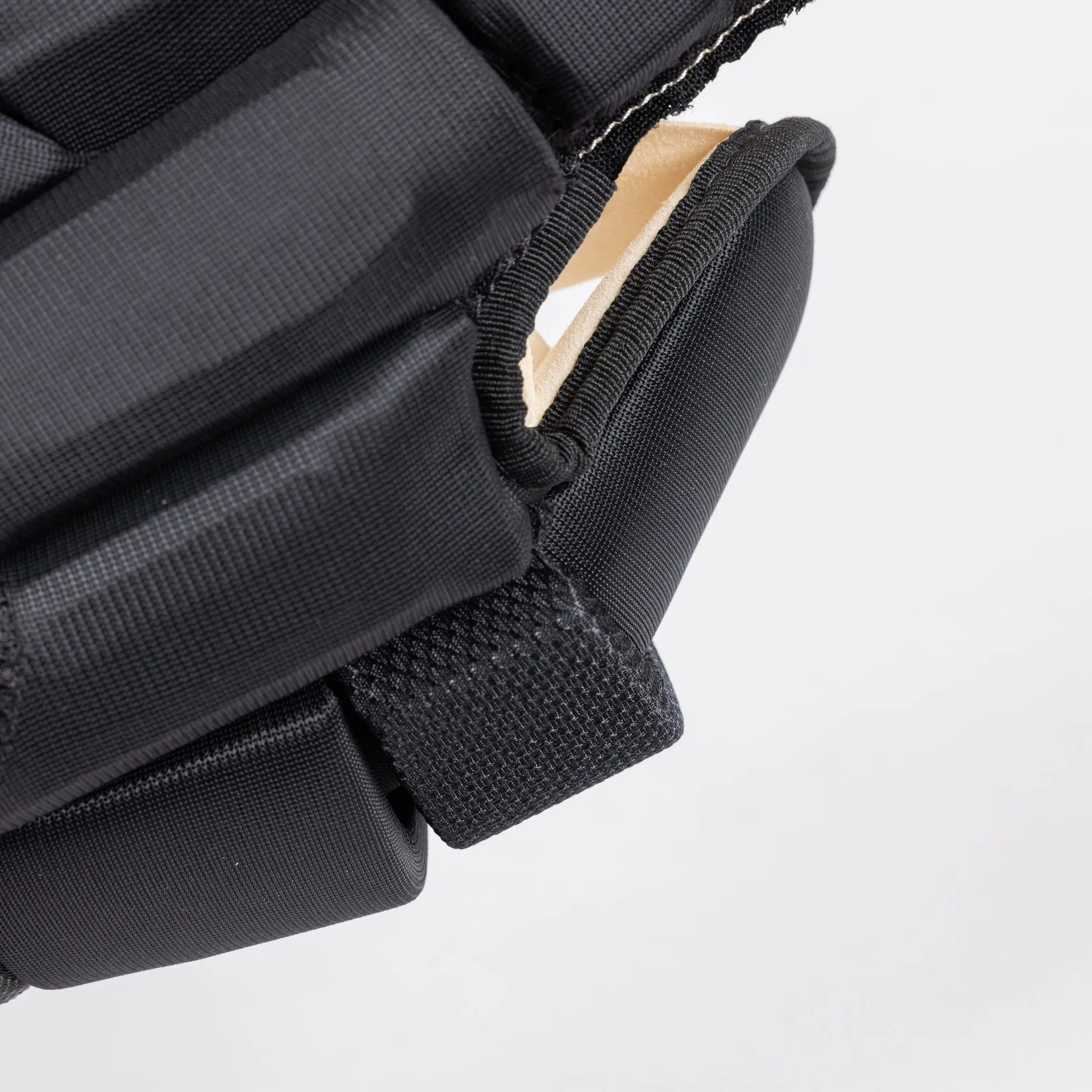 TRUE Catalyst Pro Stock Senior Hockey Glove - Vegas Home