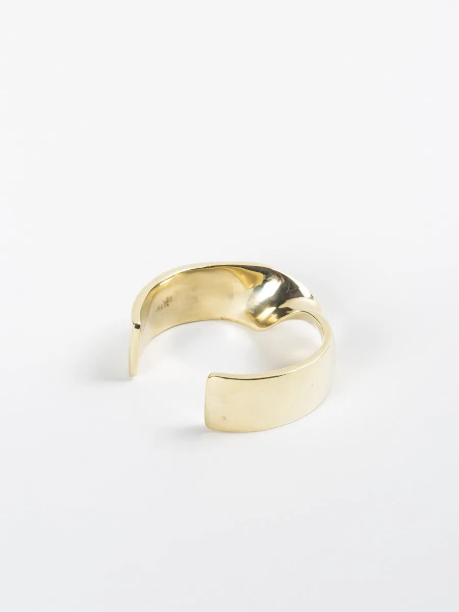 twist cuff