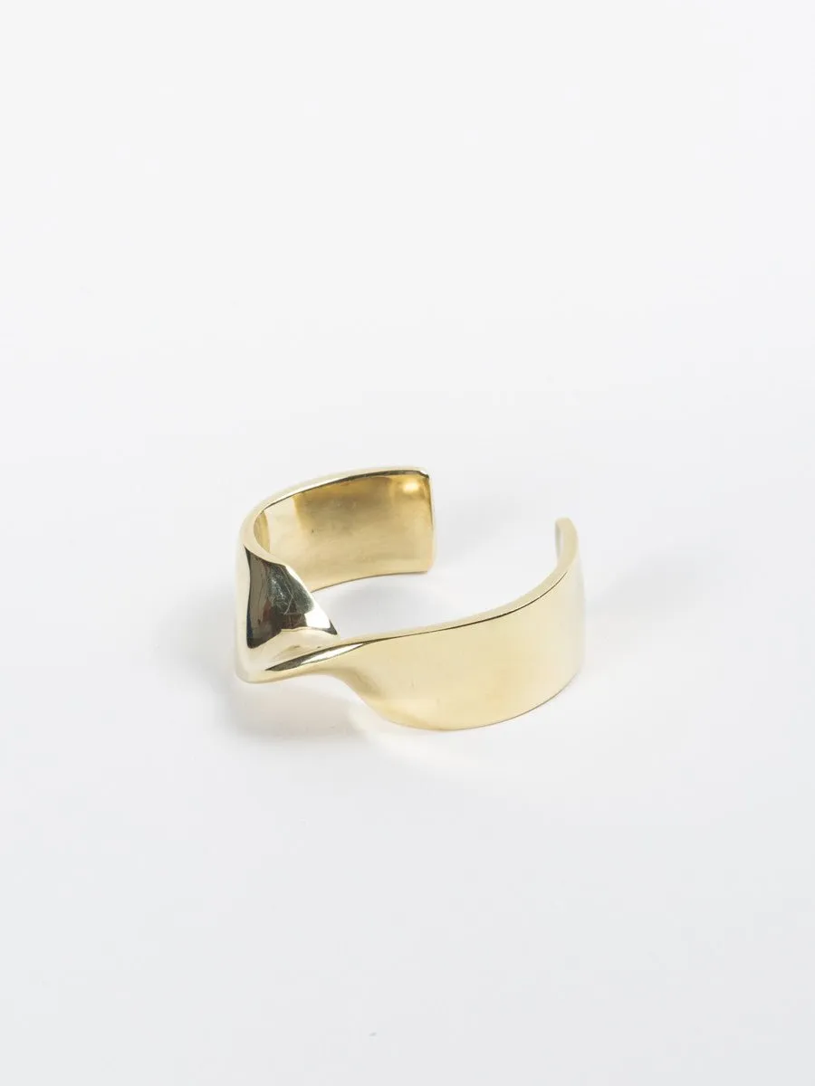 twist cuff