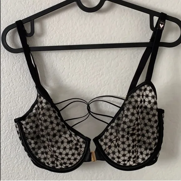 Victoria’s Secret Starbust Unlined Demi Bra