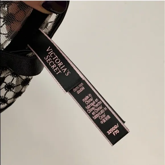 Victoria’s Secret Starbust Unlined Demi Bra