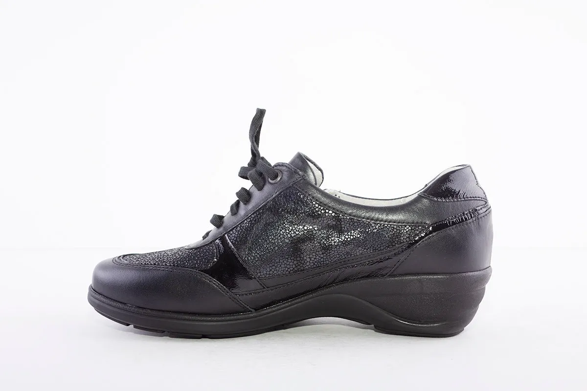 WALDLAUFER - 305006 HAGA-LACED WALKING SHOE - BLACK