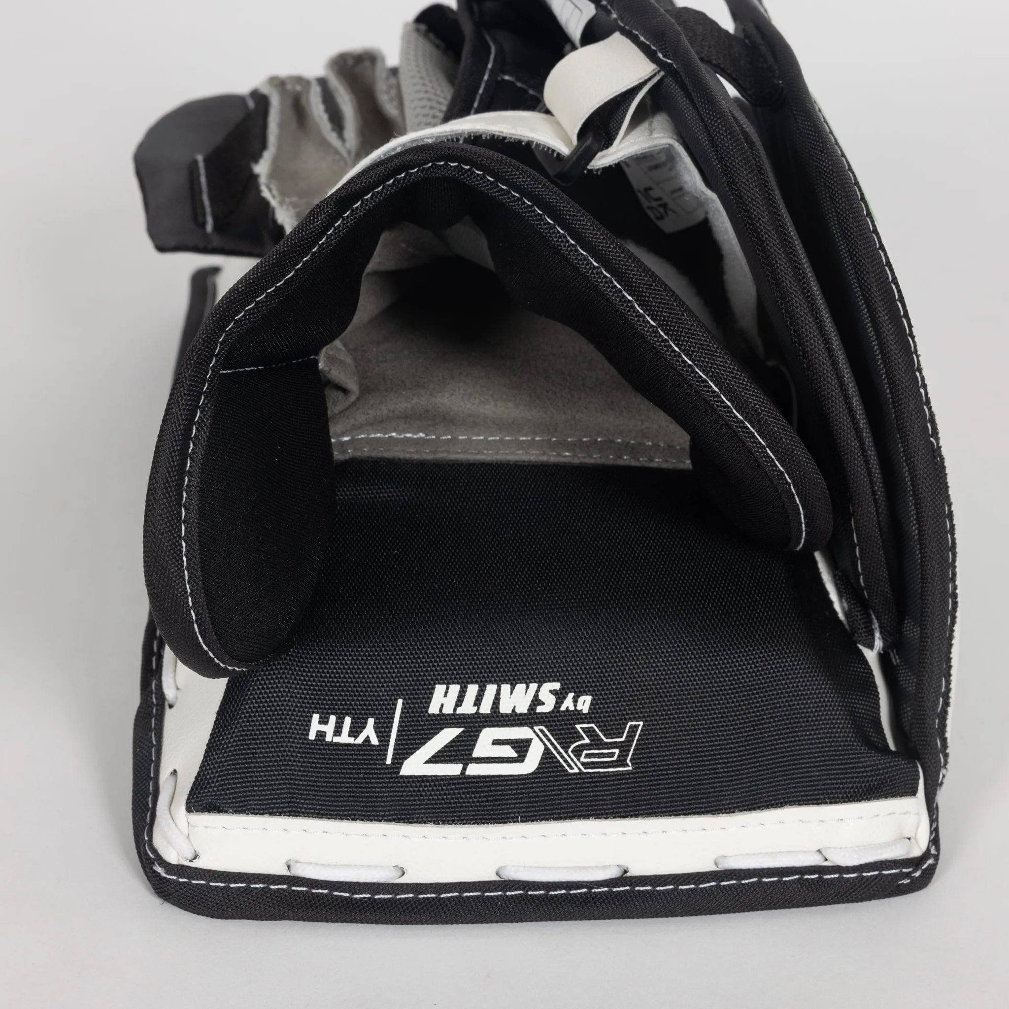 Warrior G7 Youth Goalie Blocker