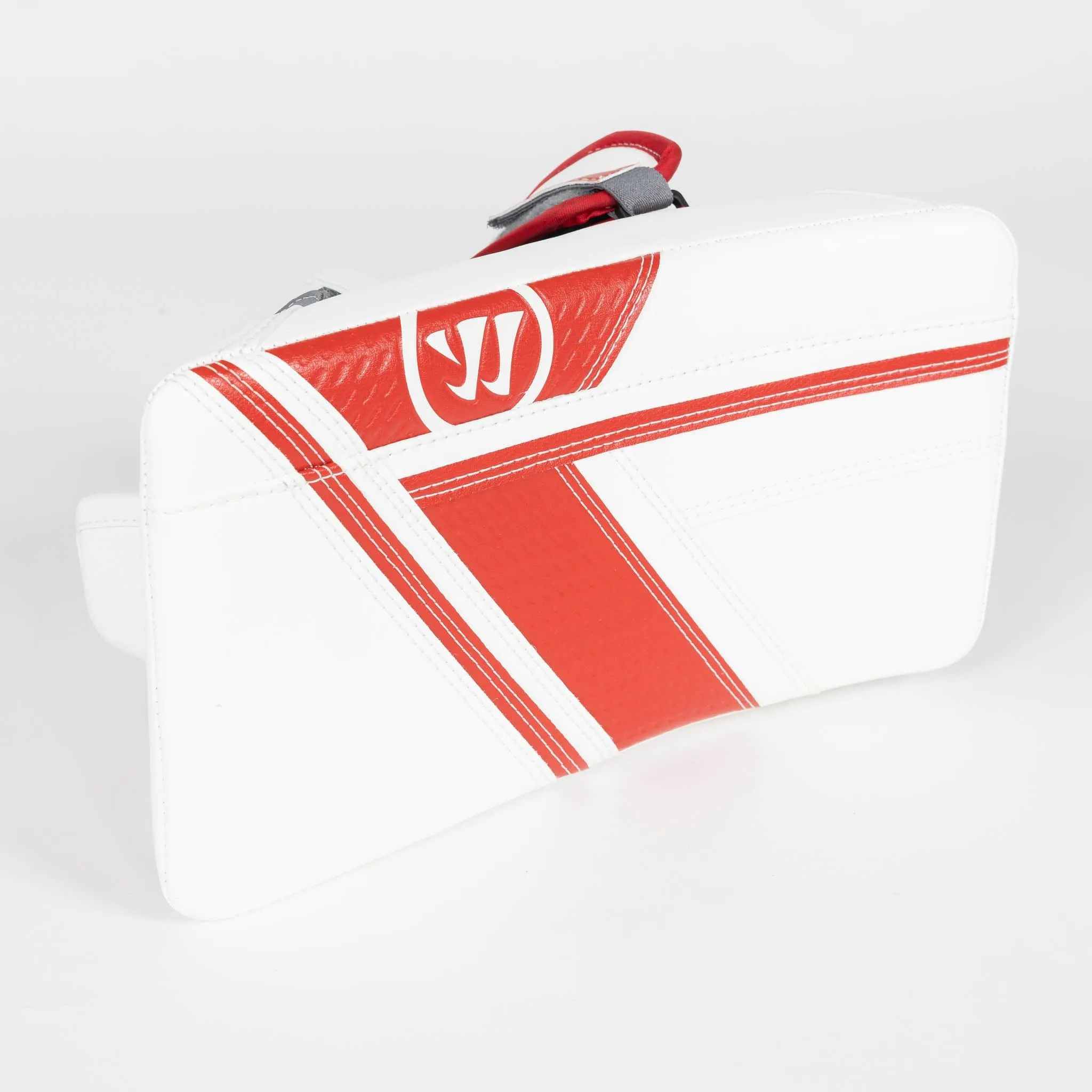 Warrior Ritual G6 E  Intermediate Goalie Blocker
