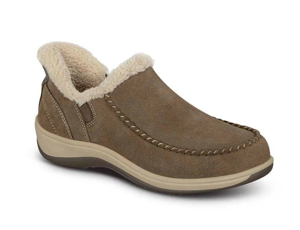 Womens Hands-Free Lorin Light Brown House Shoes