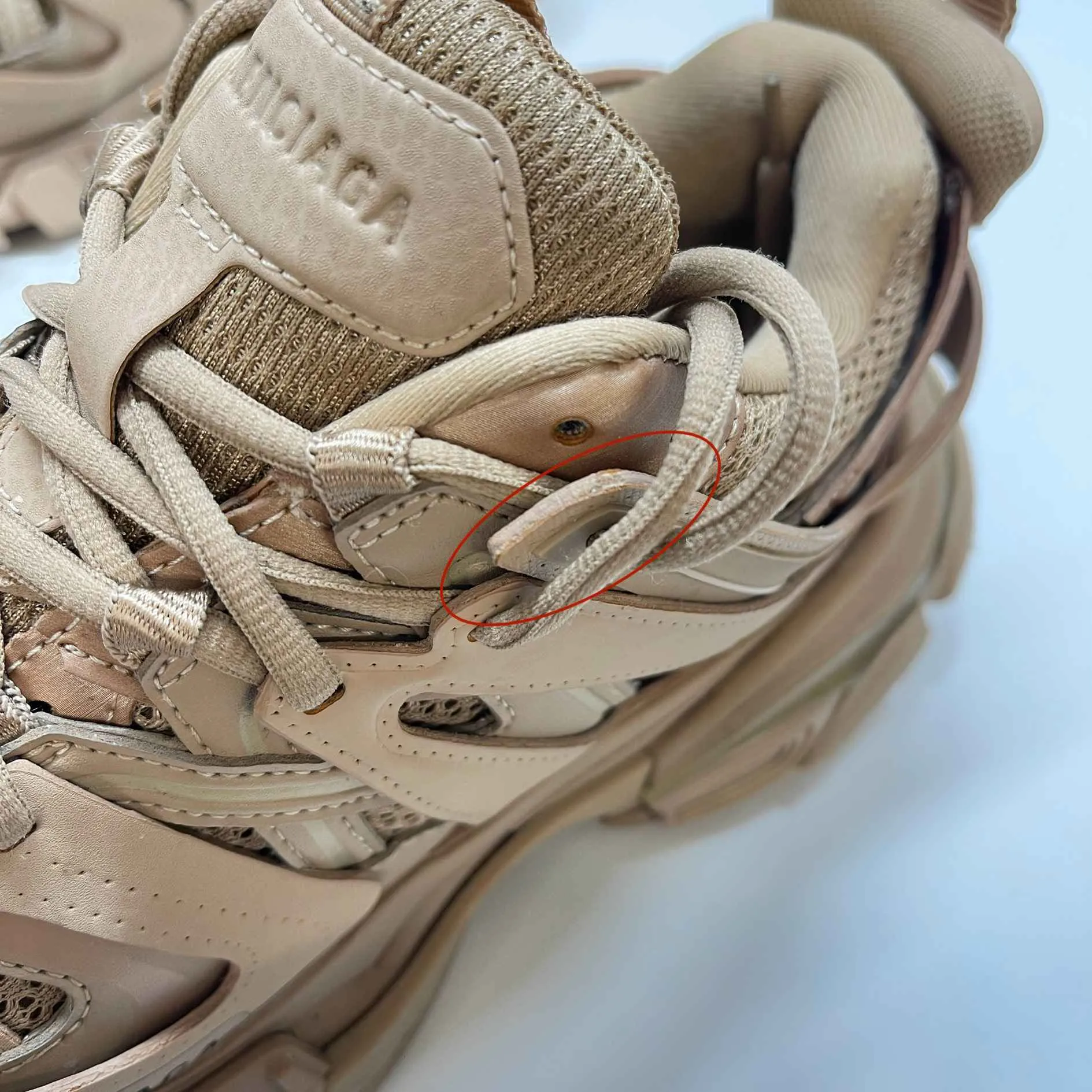 Women's Track Low Trainers Beige Size EU 37 / UK 4