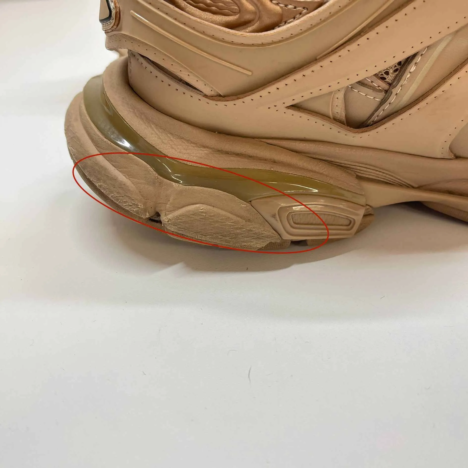 Women's Track Low Trainers Beige Size EU 37 / UK 4