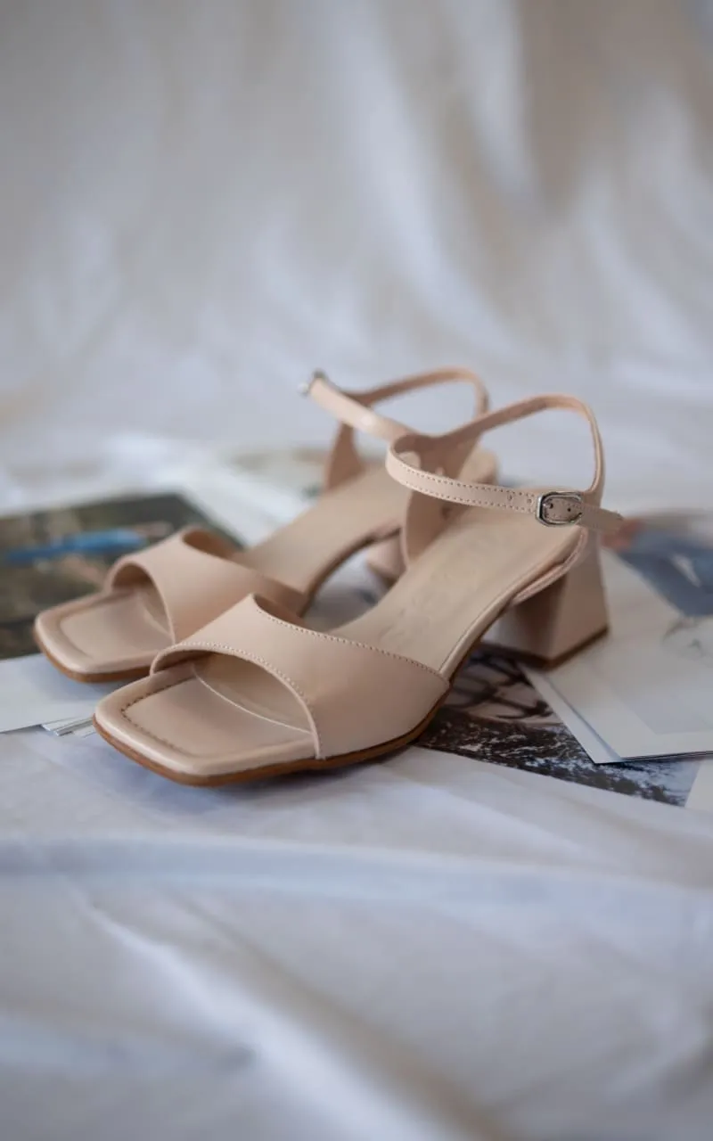 Wonders - Iseo Chunky Heel Sandal